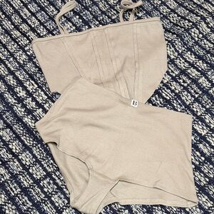 ébé Neutral Ribbed ralette & High-Waist rief Set in eige